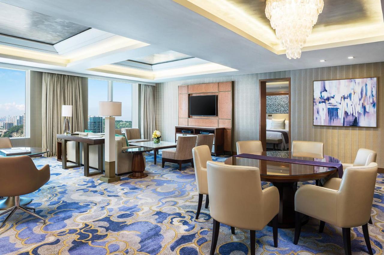 St. Regis 5*